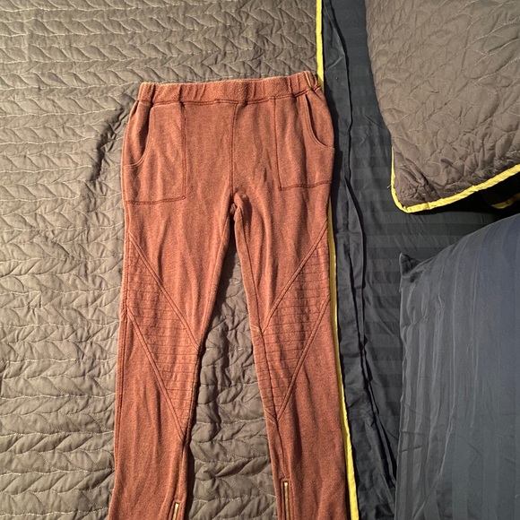 🌺BOGO🌺 FP Intimately Sweat Pant (fuchsia) - Picture 4 of 9